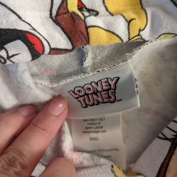 Women's Vintage 90's Looney Tunes All-Over Print Sweatshirt XXL (19) - Picture 5 of 5